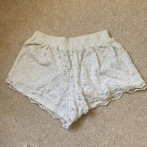 hollister lace shorts